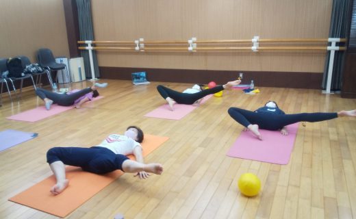 ピラティス資格の一般的なコース内容