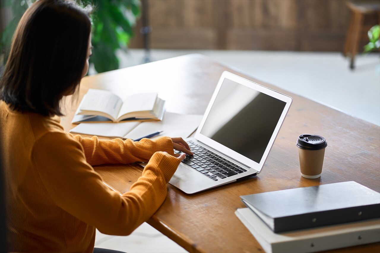 ピラティスインストラクターを目指したい方必見！未経験からの始め方